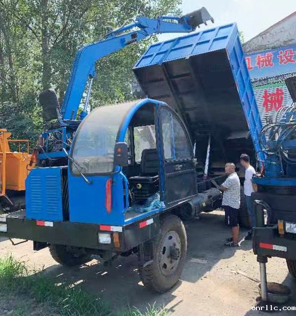 小型四不像随车挖